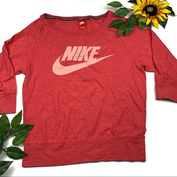 Nike Tops - Nike Big Logo Semi Fitted 3/4 Sleeve Top Shirt